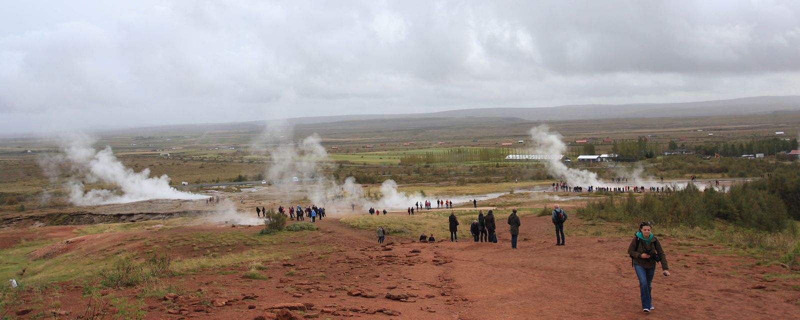 strokkur-geyser-wide