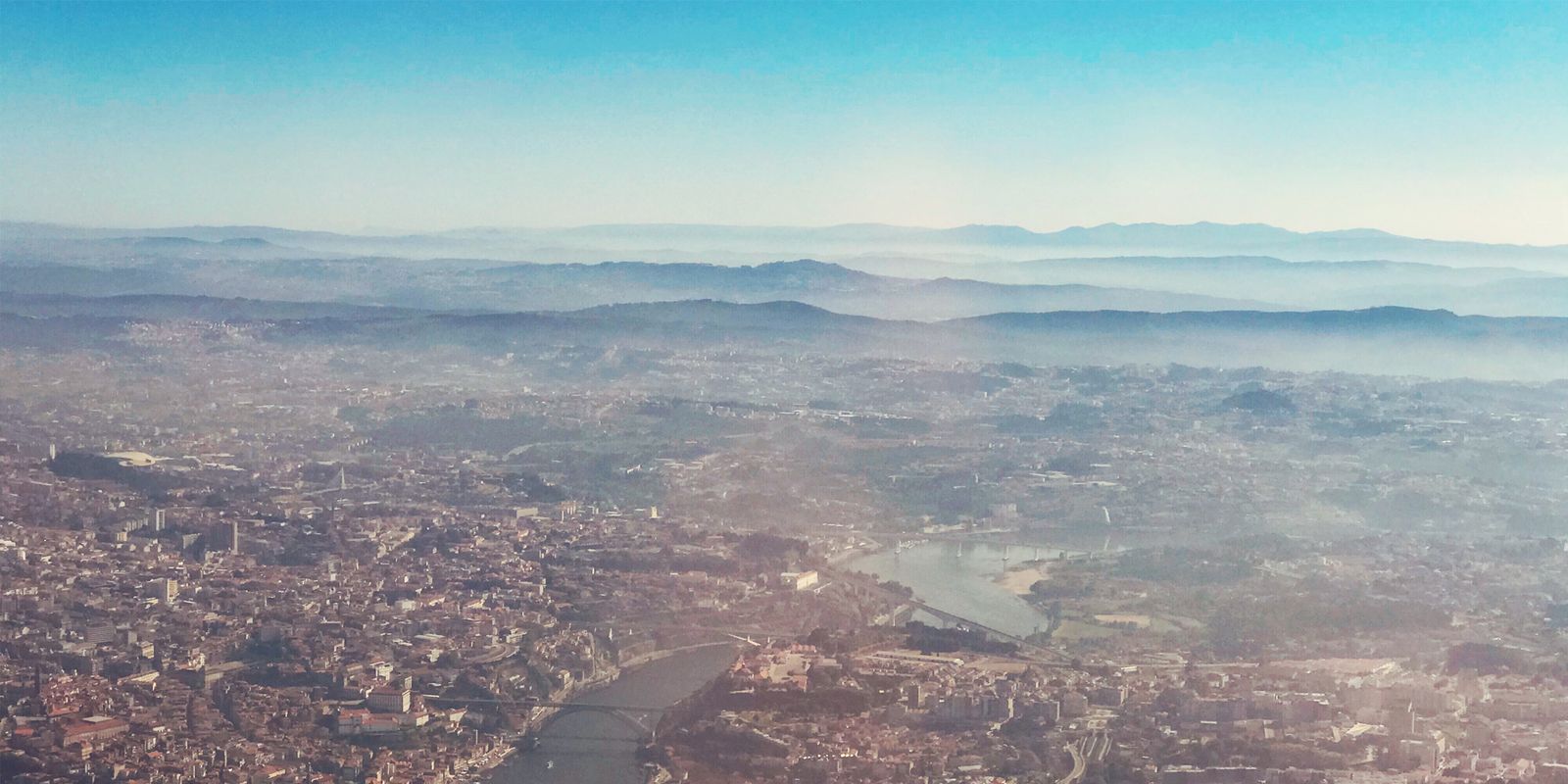 view-of-porto-from-the-plane